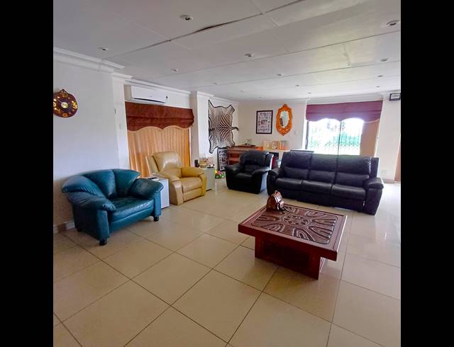 21,414M² SMALLHOLDING FOR SALE IN HOMELANDS